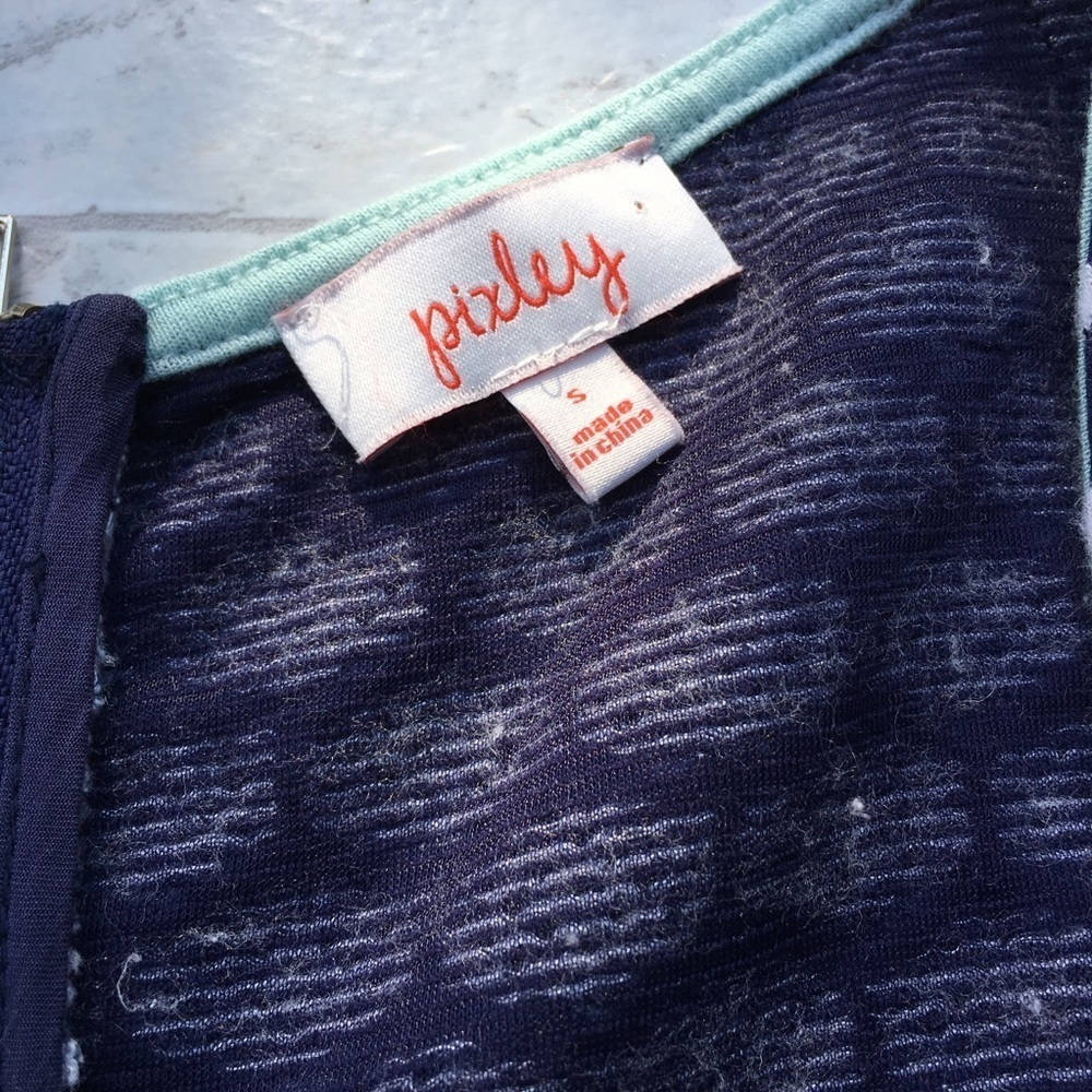 PIXLEY STITCHFIX Eileen Honeycomb Textured Tank S - Picture 3 of 5